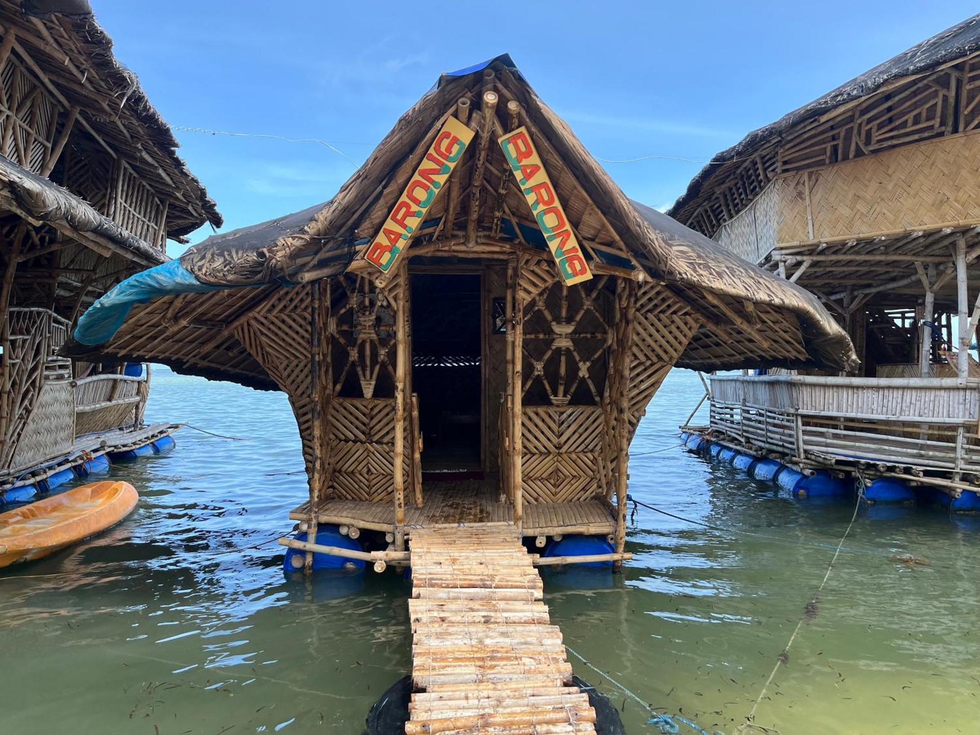 Bamboo Nest Beachfront Puerto Princesa Екстер'єр фото