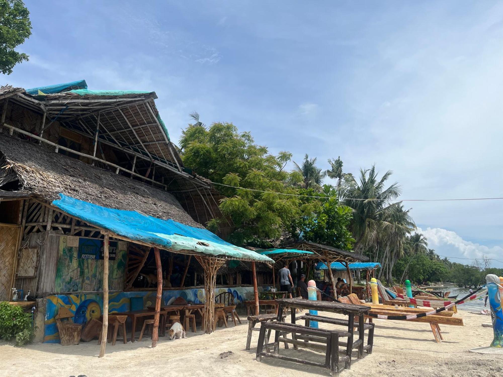 Bamboo Nest Beachfront Puerto Princesa Екстер'єр фото