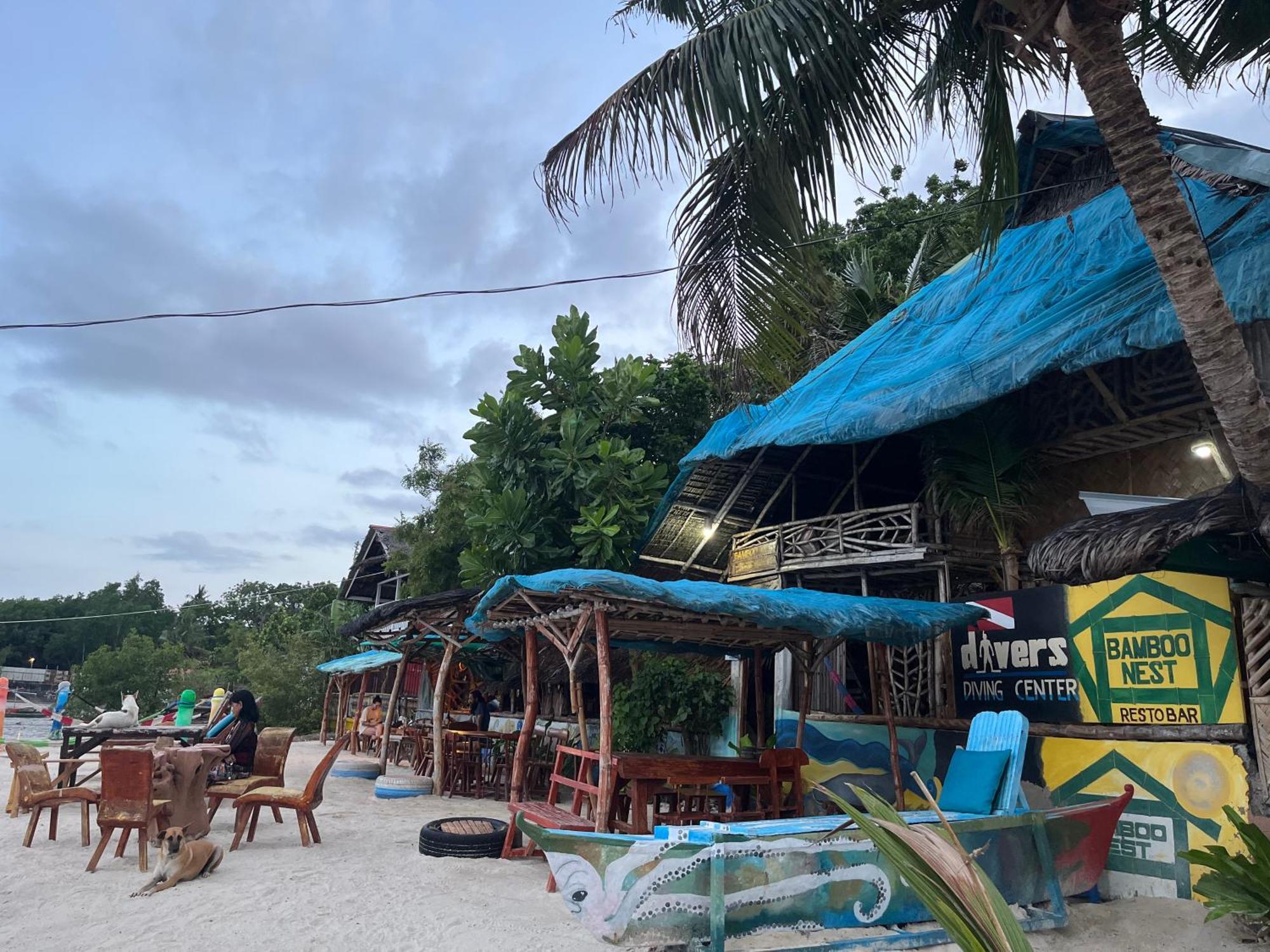 Bamboo Nest Beachfront Puerto Princesa Екстер'єр фото